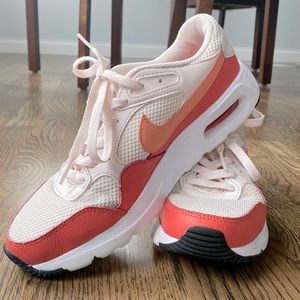 WMNS Nike Air Max 9